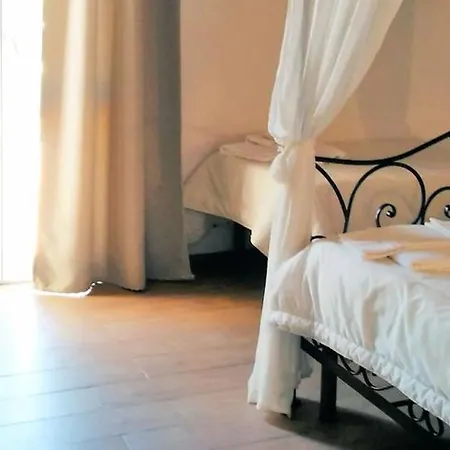 Отель Noto Marina Relais